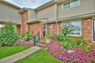 256 Brownleigh Avenue, Welland, On L3b 5v8
