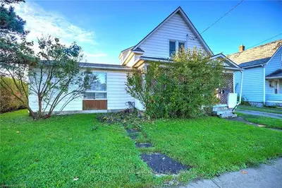 307 JARVIS Street, Fort Erie, ON L2A 2S9