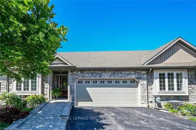 40 ROSE GLEN Crescent, Niagara-on-the-Lake, ON L0S 1J0