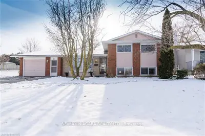 5026 DOUGLAS Street, Lincoln, ON L0R 1B7