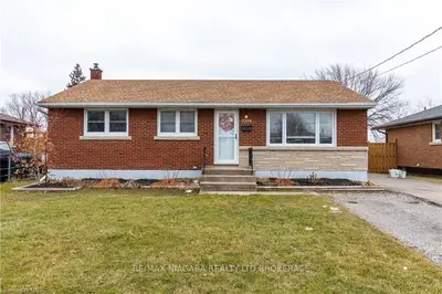 7338 MERRITT Avenue, Niagara Falls, ON L2G 5C4