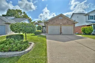 247 NORTHWOOD Drive, Welland, ON L3C 6V1