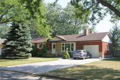 8835 ROOSEVELT Street, Niagara Falls, ON L2G 7A5