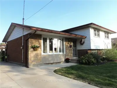 35 GLADYS Avenue, Welland, ON L3B 1G1