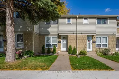 6767 THOROLD STONE Road 52, Niagara Falls, ON L2J 3W9