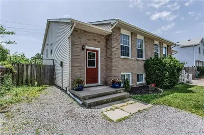5902 CRIMSON Drive Basement, Niagara Falls, ON L2G 7T7