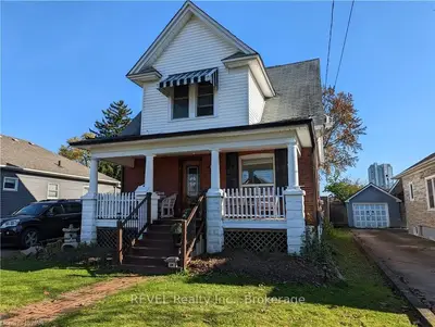 6558 ORCHARD Avenue, Niagara Falls, ON L2G 4H5
