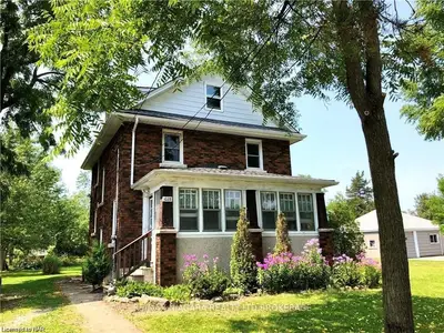 1028 STEELE Street, Port Colborne, ON L3K 5A2
