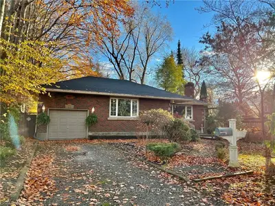 6746 CULP Street, Niagara Falls, ON L2G 2C4
