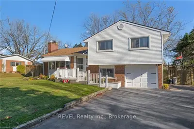 1120 GREEN ACRES Drive, Fort Erie, ON L2A 5P3