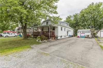 184 KNOLL Street, Port Colborne, ON L3K 5B3