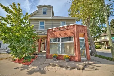 125 Lake Street, St. Catharines, On L2r 5x9