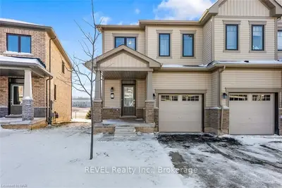 7789 KALAR Road 25, Niagara Falls, ON L2H 3T8