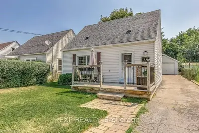 19 LEWIS Street, Brantford, ON N3T 4H5