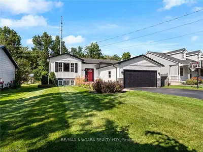 600 Oakes Drive, Fort Erie, On L2a 6b1