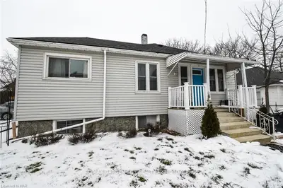 57 Alexander Street, Welland, On L3b 2r3