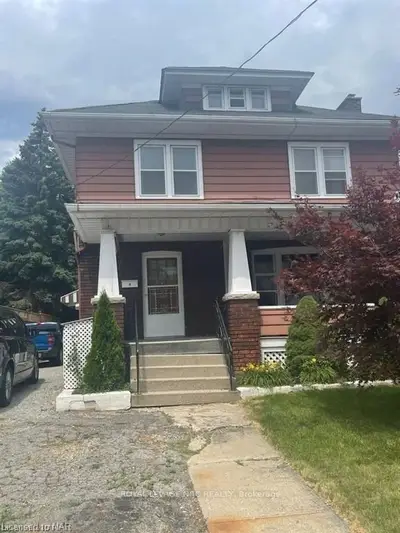 4339 Seneca Street Main, Niagara Falls, On L2e 1g5
