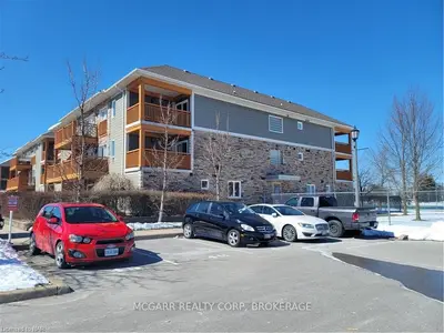 678 Line 2 Road 204, Niagara-on-the-lake, On L0s 1j0