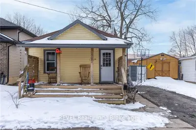 19 Almond Street, Welland, On L3b 3p6