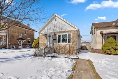 25 Almond Street, St. Catharines, On L2t 1g1