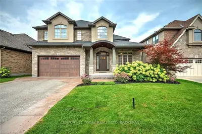 33 Goring Way, Niagara-on-the-lake, On L0s 1j1