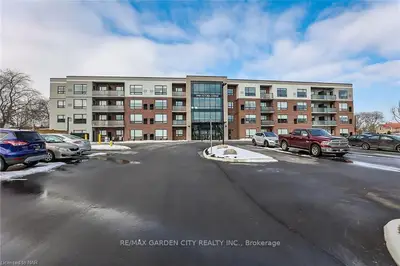 3998 VICTORIA Avenue 311, Lincoln, ON L0R 2C0