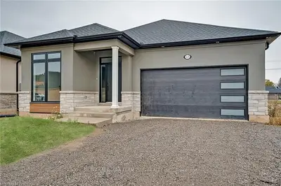 43 Sunrise Court N, Fort Erie, On L0s 1n0