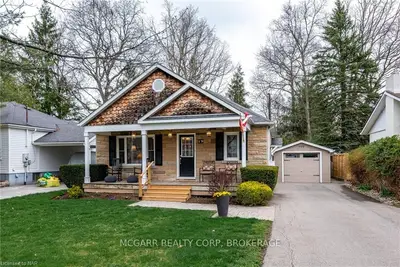 19 Shakespeare Avenue, Niagara-on-the-lake, On L0s 1j0
