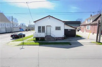 192 Mitchell Street, Port Colborne, On L3k 1y3