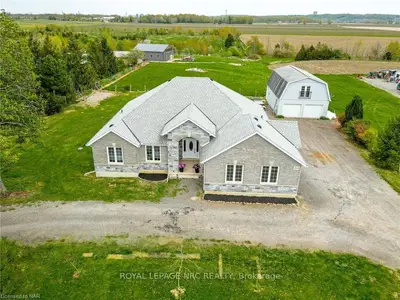 2516 Fifth Street, St. Catharines, On L2r 6p7