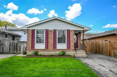 8 Loraine Drive, St. Catharines, On L2p 3n8