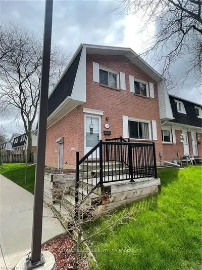 185 Denistoun Street 101, Welland, ON L3C 6J6