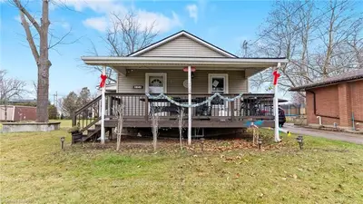129 Central Avenue, Fort Erie, On L2a 3s5