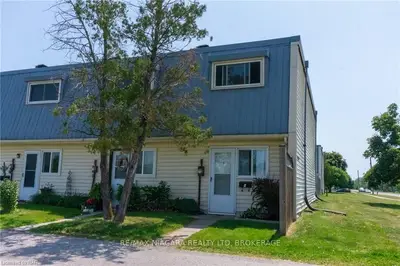 8646 Willoughby Drive 1, Niagara Falls, On L2g 6x7
