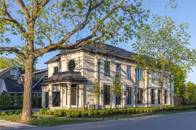 540 Simcoe Street, Niagara-on-the-lake, On L0s 1j0