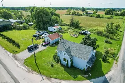 7098 Berryman Road, West Lincoln, On L0r 2a0