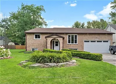 332 Maple Leaf Avenue N, Fort Erie, On L0s 1n0