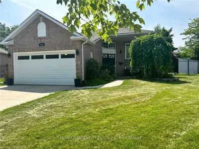 134 Madison Court W, Welland, On L3c 7g1