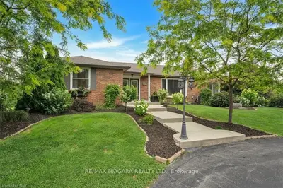 936 Lakeshore Road E, Port Colborne, On L3k 5v3