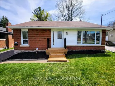 2786 Portage Road, Niagara Falls, On L2j 2j3