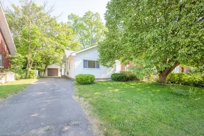 10 Wintemute Street, Fort Erie, On L2a 2n6