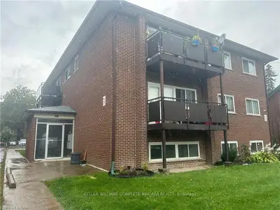 300 Catherine Street 101, Port Colborne, On L3k 4l2