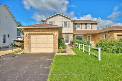 20 Station Street, Welland, On L3c 5k7