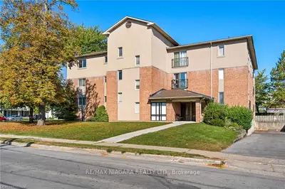 12 Church Street 301, Welland, On L3c 4n4