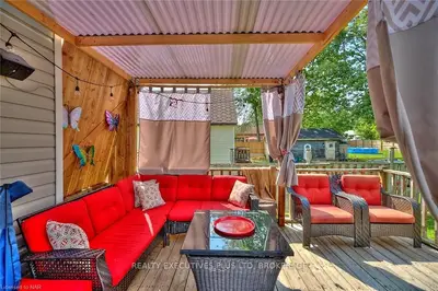 95 Bertie Street, Fort Erie, On L2a 1y2