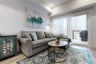 13 Beausoleil Lane 103, Blue Mountains, On L9y 2x5