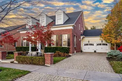 56 Garrison Village Drive, Niagara-on-the-lake, On L0s 1j0