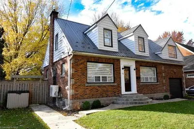 15 Norway Avenue, Welland, On L3c 3z9