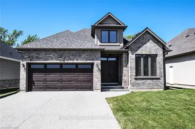 3990 Village Creek Drive, Fort Erie, On L0s 1s0