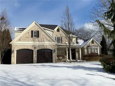 225 Johnson Street, Niagara-on-the-lake, On L0s 1j0